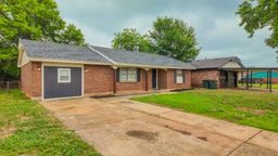 3025 Chetwood Dr, Del City, OK 73115